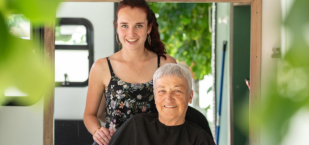Claire Ligny a créé Nomade Coiffure grâce à un prêt bancaire garanti par France Active.